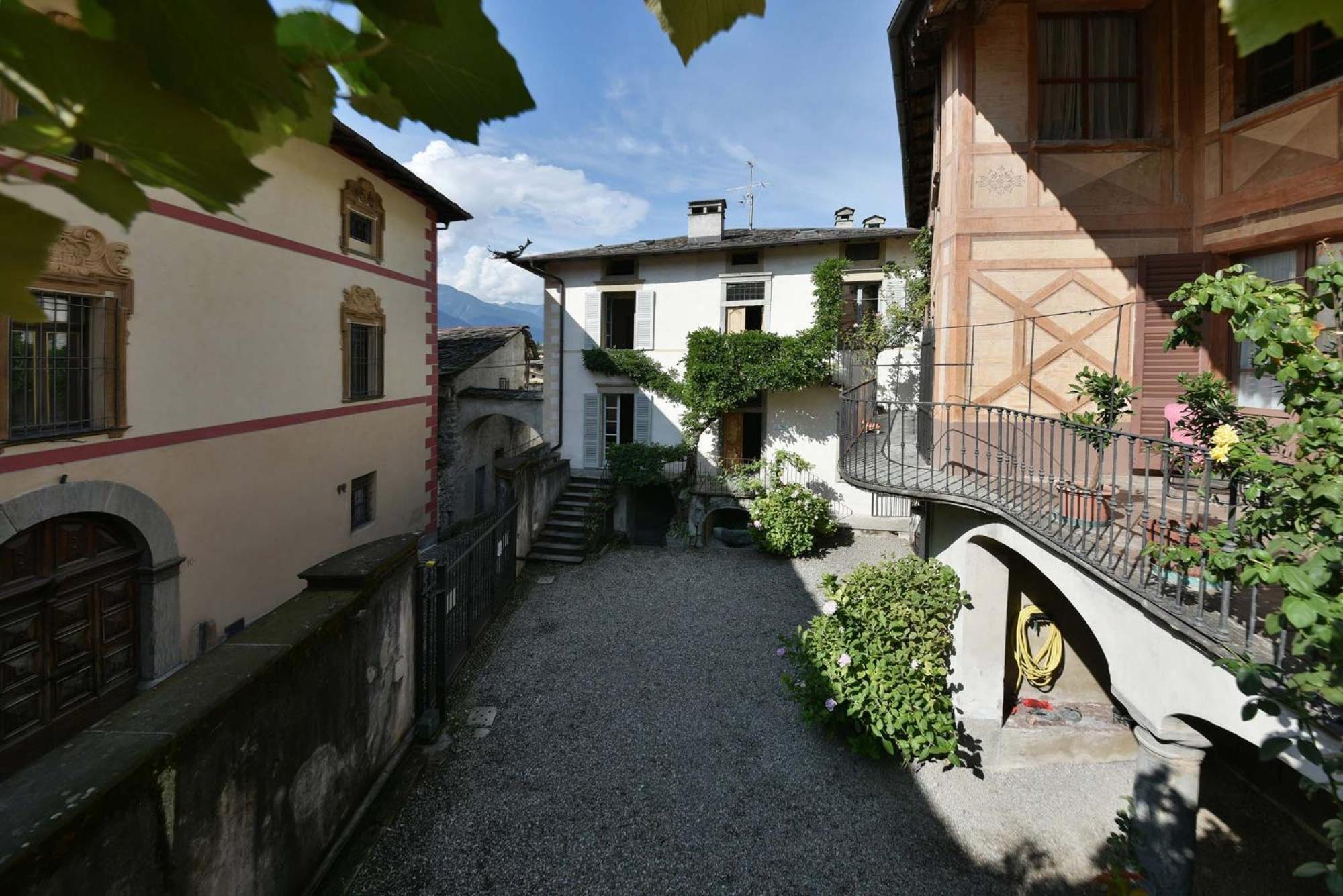 Piano Nobile Al Roseto Del Drago Villa San Bernardo  Kültér fotó